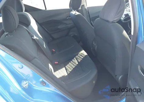 2021 Nissan Kicks Sv Xtronic Cvt z USA, uszkodzony, nr VIN 3N1CP5CV5ML493862